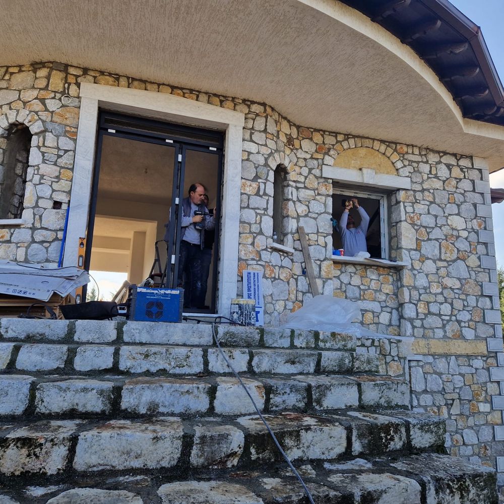 Σειρά 82 χιλιοστά Τριπλά λάστιχα